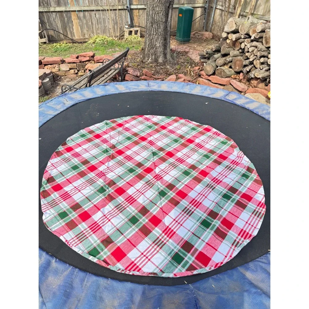 Vintage Red Green White Plaid Round‎ Tablecloth Christmas Holiday Farmhouse 68